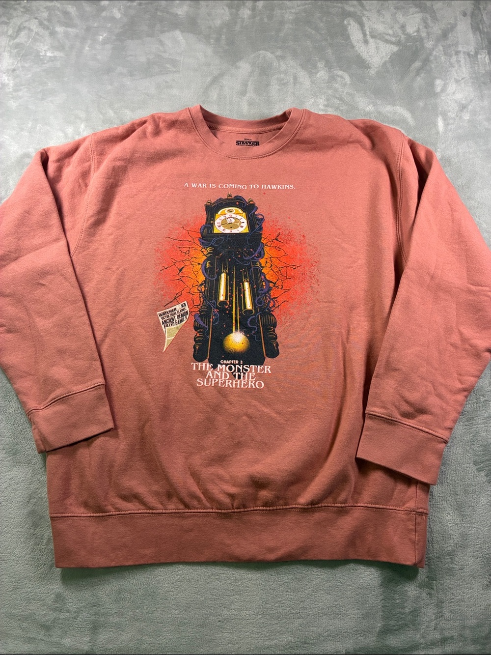 Netflix Stranger Things Chapter 3 Monster Superhero Crewneck Sweatshirt Large